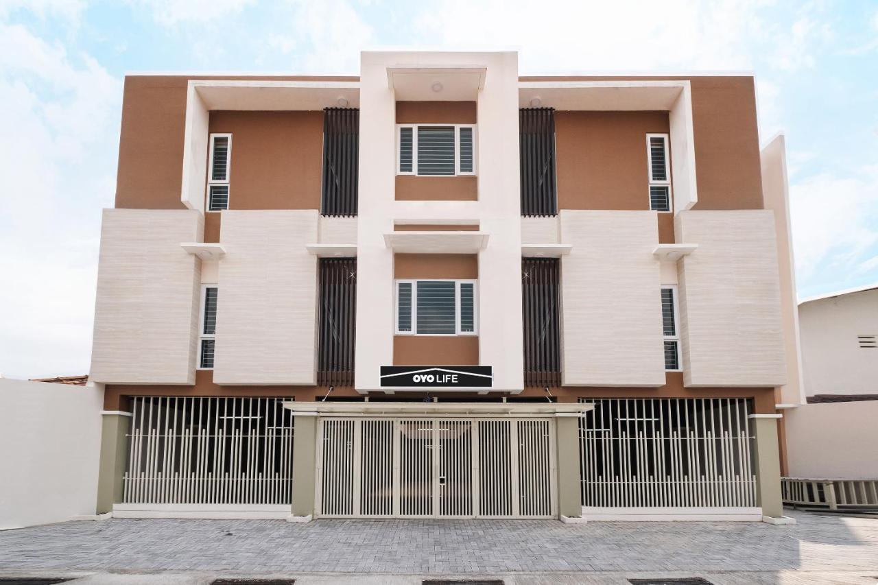 Oyo Life 2801 Sari Panguripan Hotel Kejayan Luaran gambar