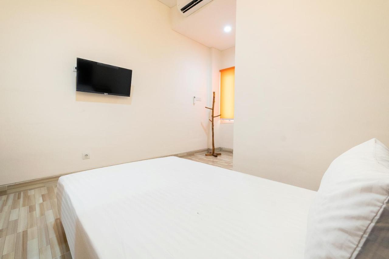 Oyo Life 2801 Sari Panguripan Hotel Kejayan Luaran gambar