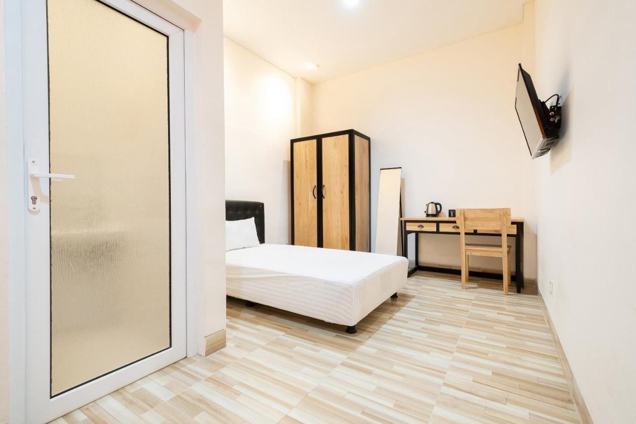 Oyo Life 2801 Sari Panguripan Hotel Kejayan Luaran gambar