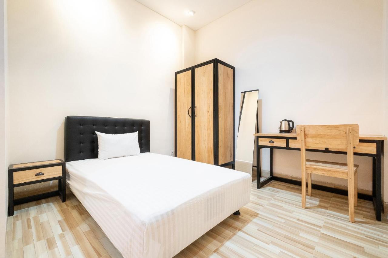 Oyo Life 2801 Sari Panguripan Hotel Kejayan Luaran gambar